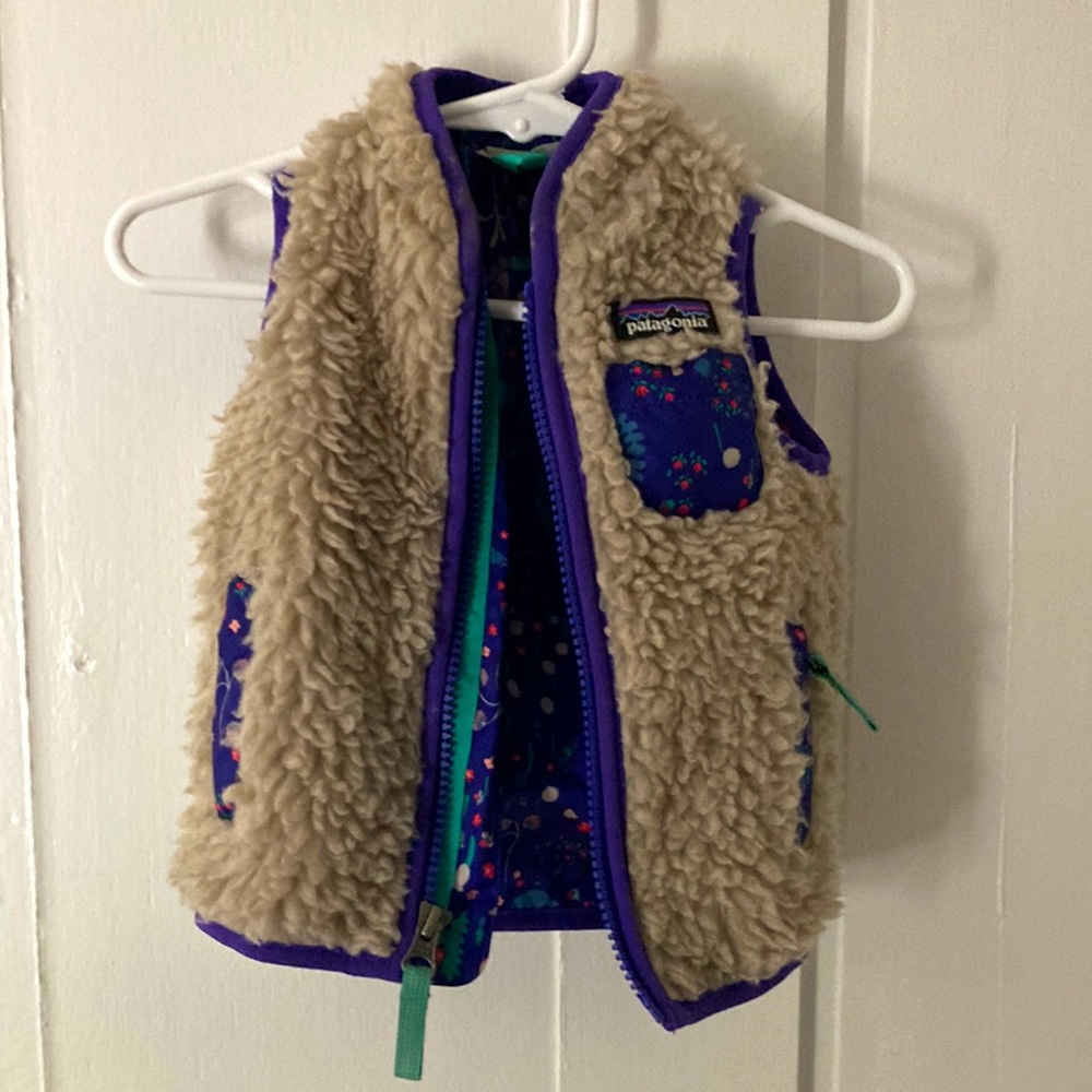 Patagonia reversible baby girl vest